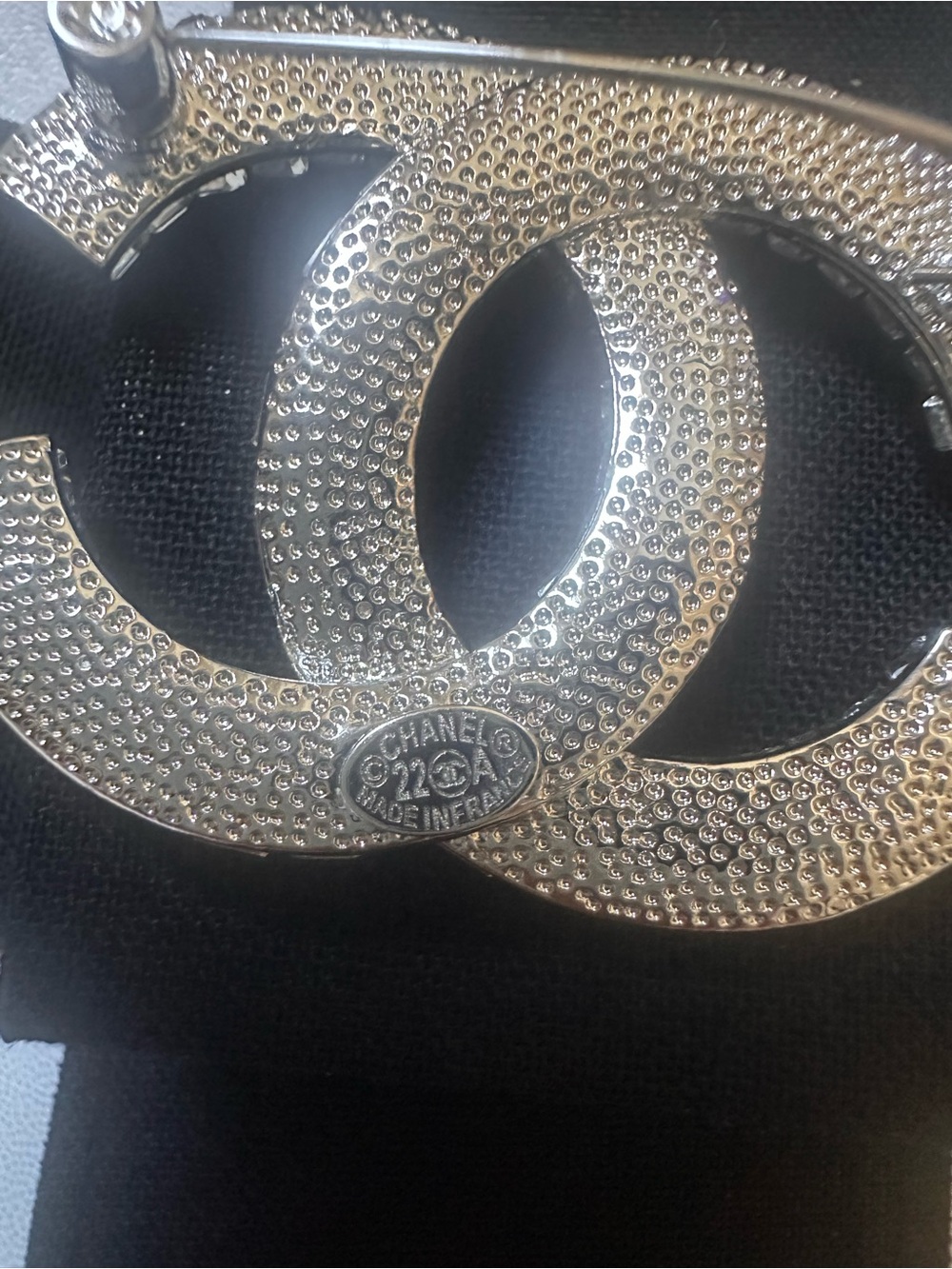 Chanel crystal brooch - Picture 10 of 13